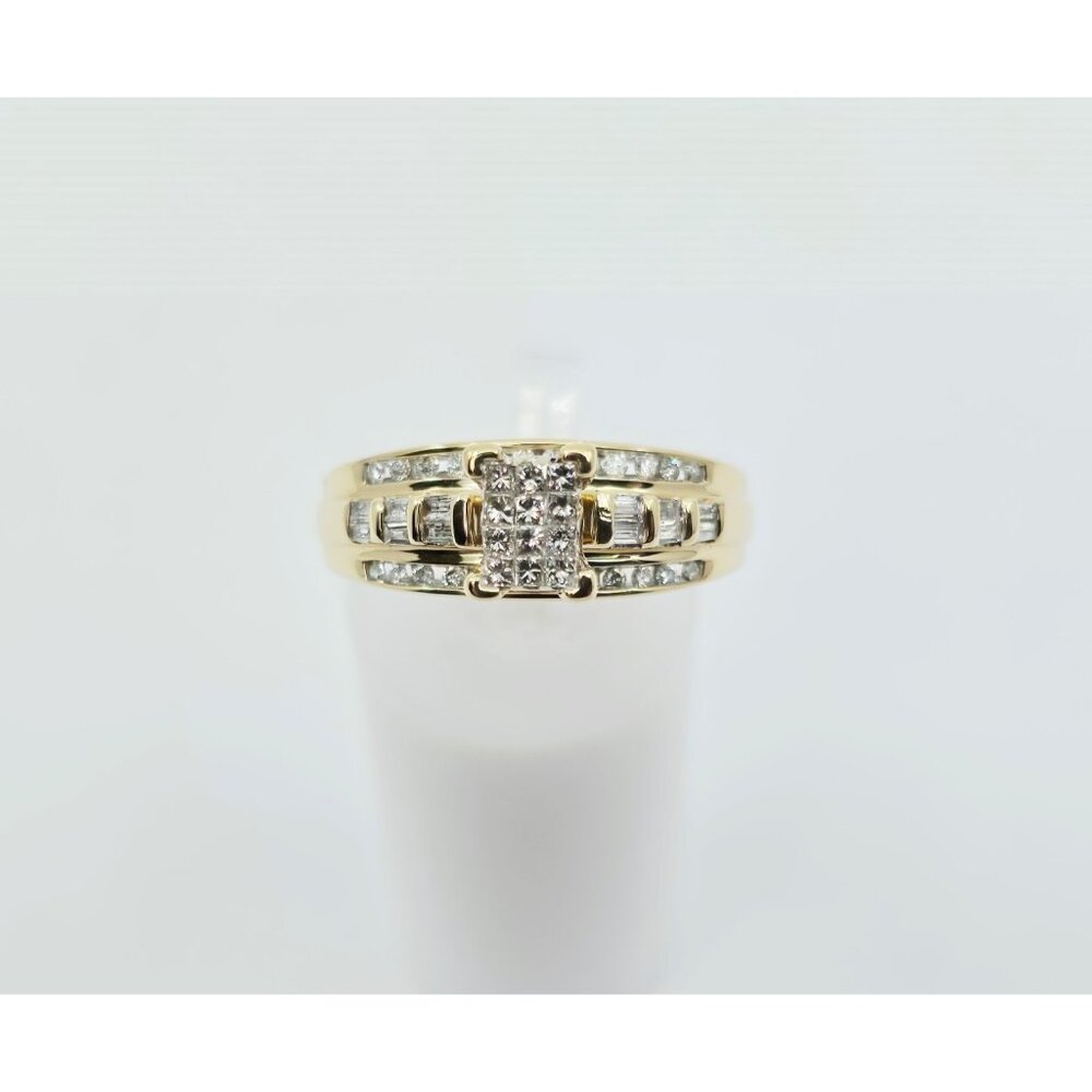 10K Solid Yellow Gold Round, Baguette & Princess Cut Diamond Ring - Size 7.50 - Picture 7 of 16